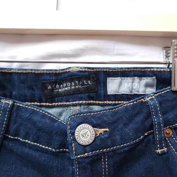 Aeropostale MIDI Distressed Jean Shorts NWT - Picture 6 of 10